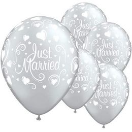 11 inch balón Just Married Hearts (6 ks/bal)